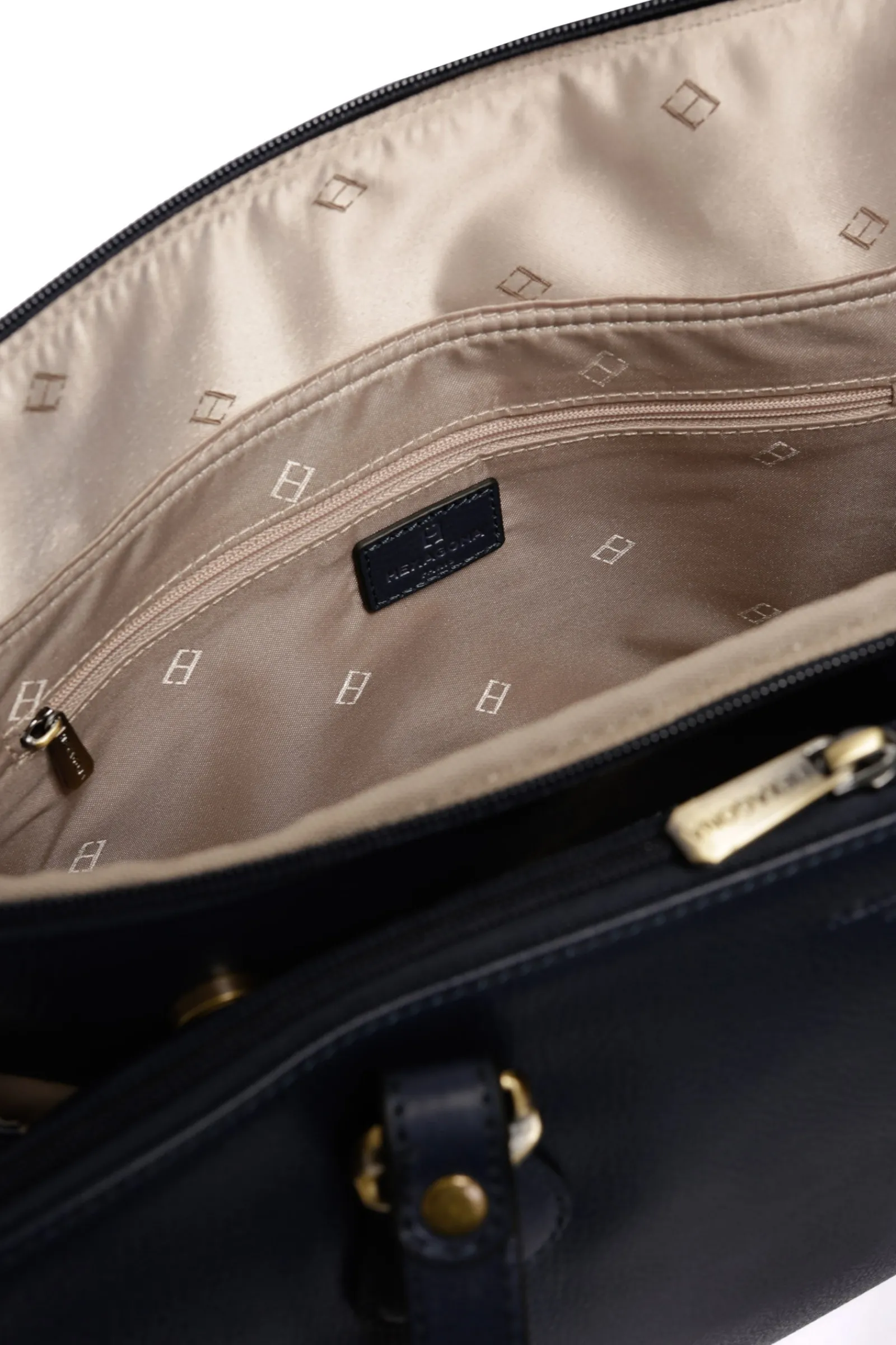 Women Hexagona Shoulder Bag<Shoulder bag with 2 handles - Tablet & A4 - Leather